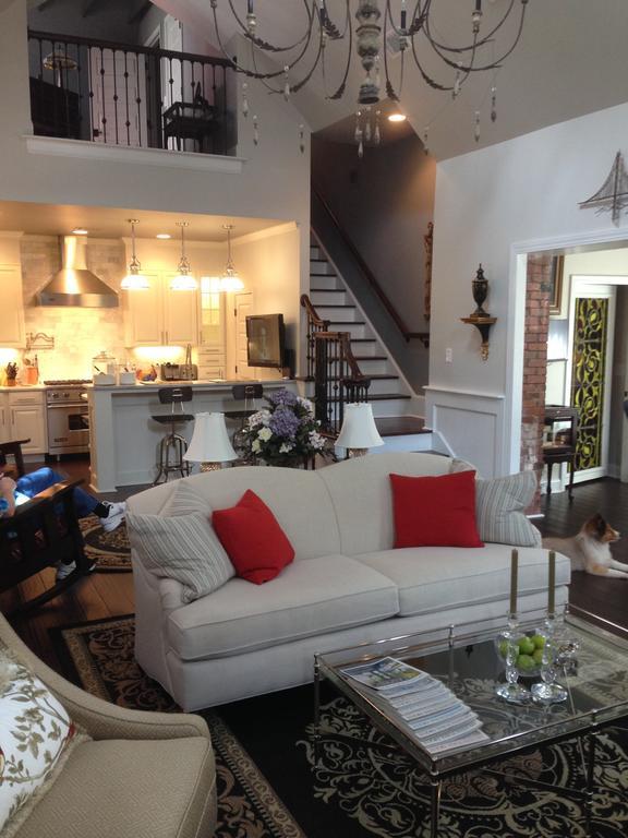 Burke Mansion Bed & Breakfast Macon Bagian luar foto