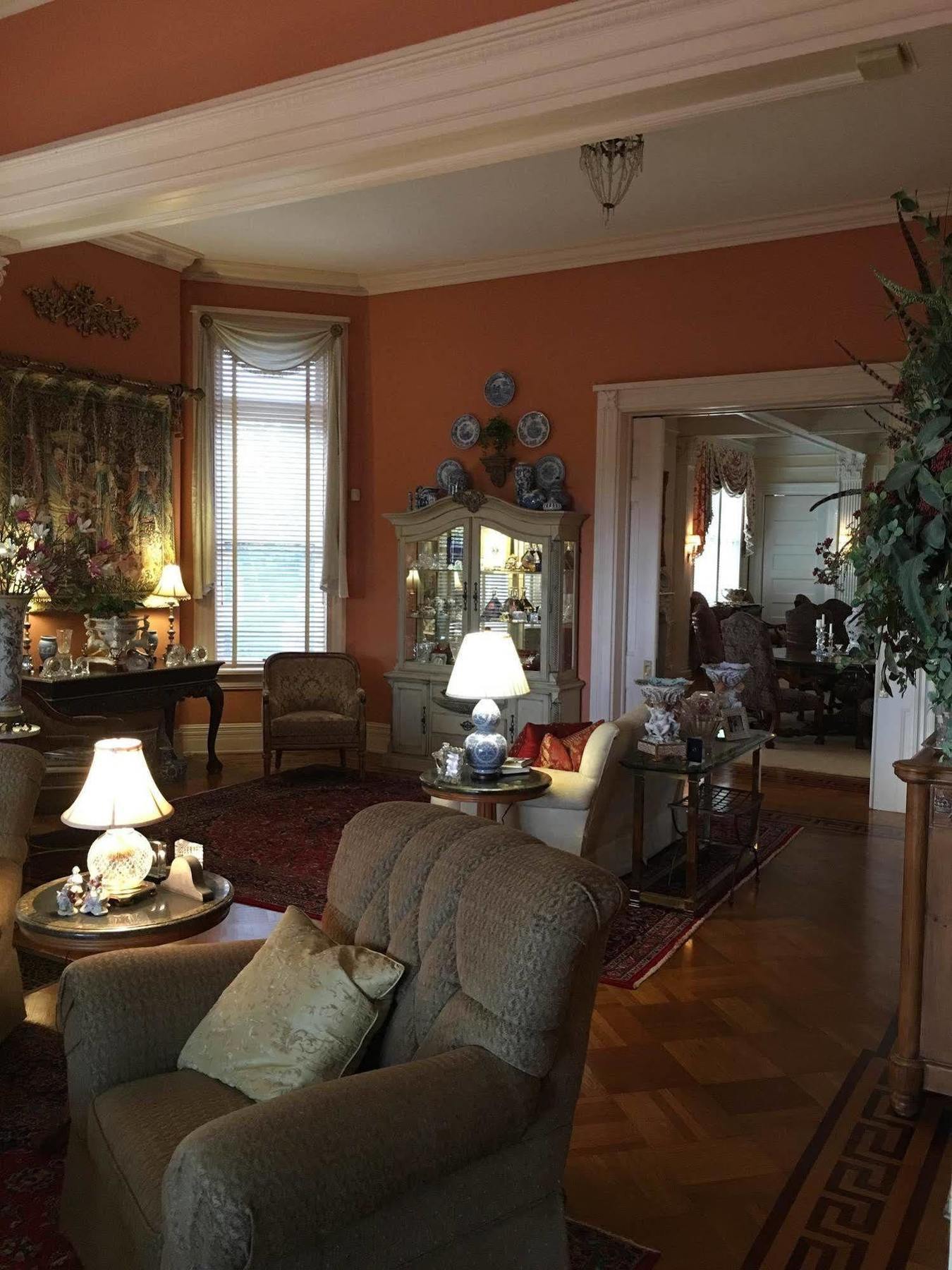 Burke Mansion Bed & Breakfast Macon Bagian luar foto