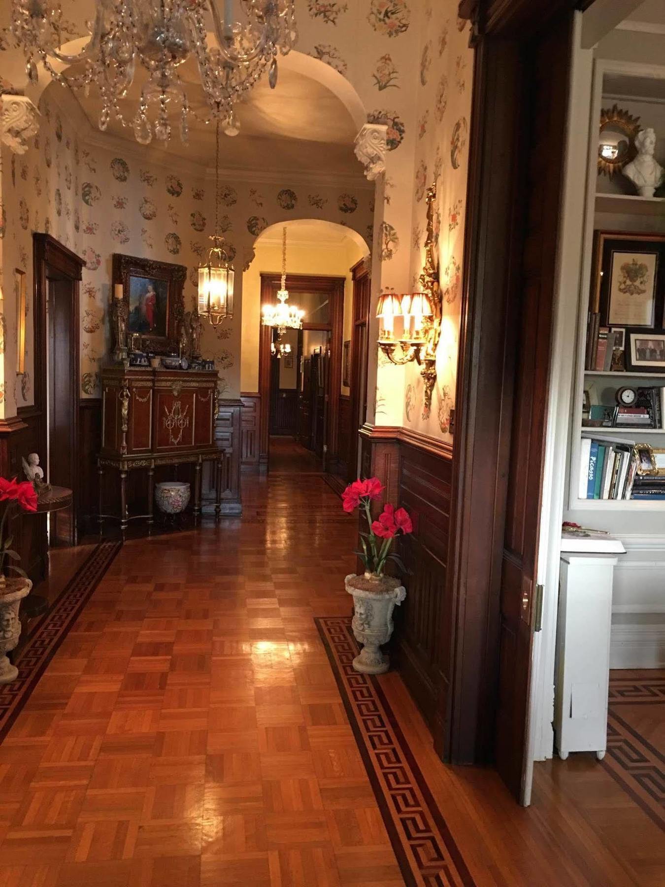 Burke Mansion Bed & Breakfast Macon Bagian luar foto
